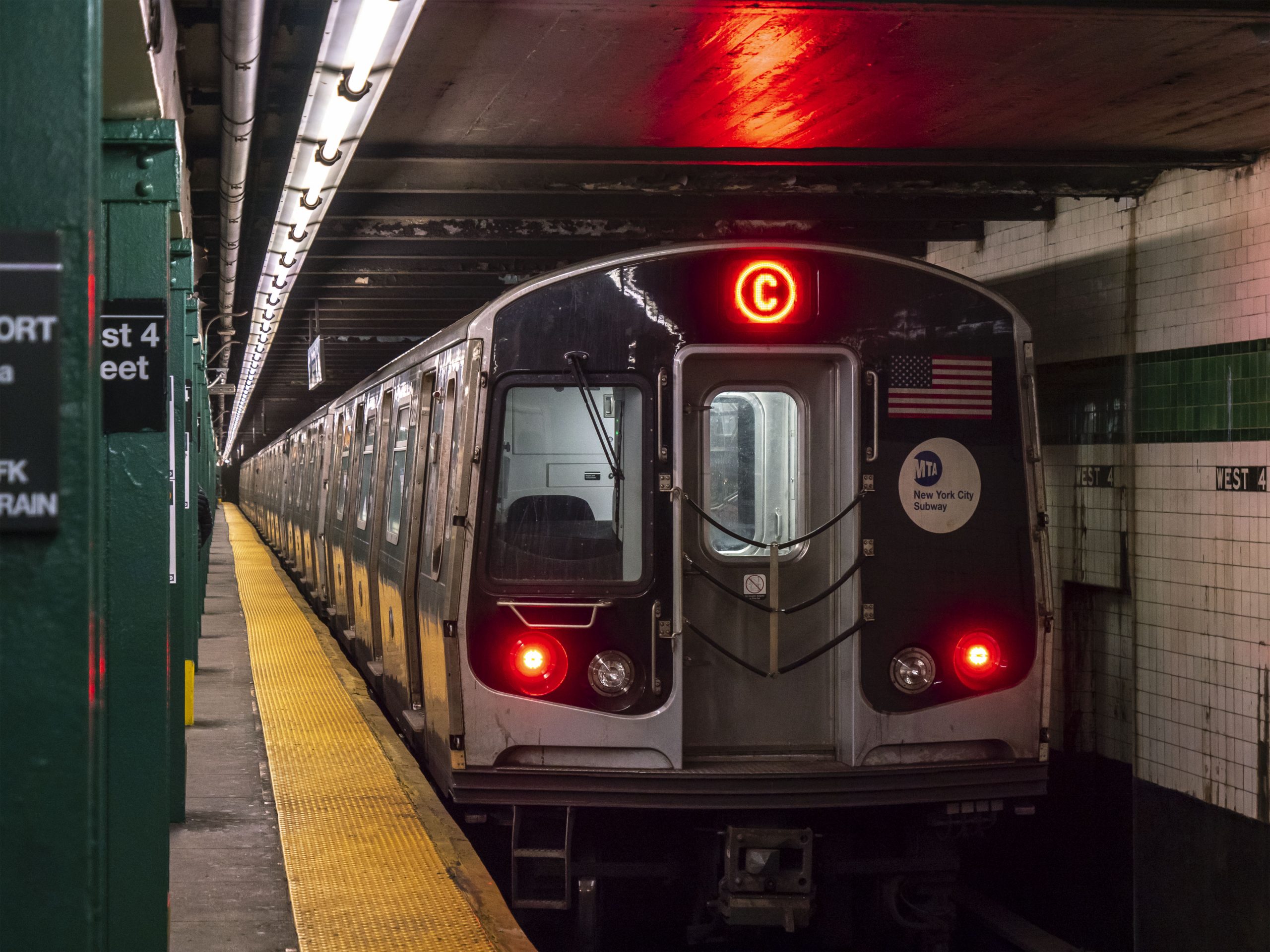 Le métro de New York : un historique complet et des conseils pour s’y repérer
